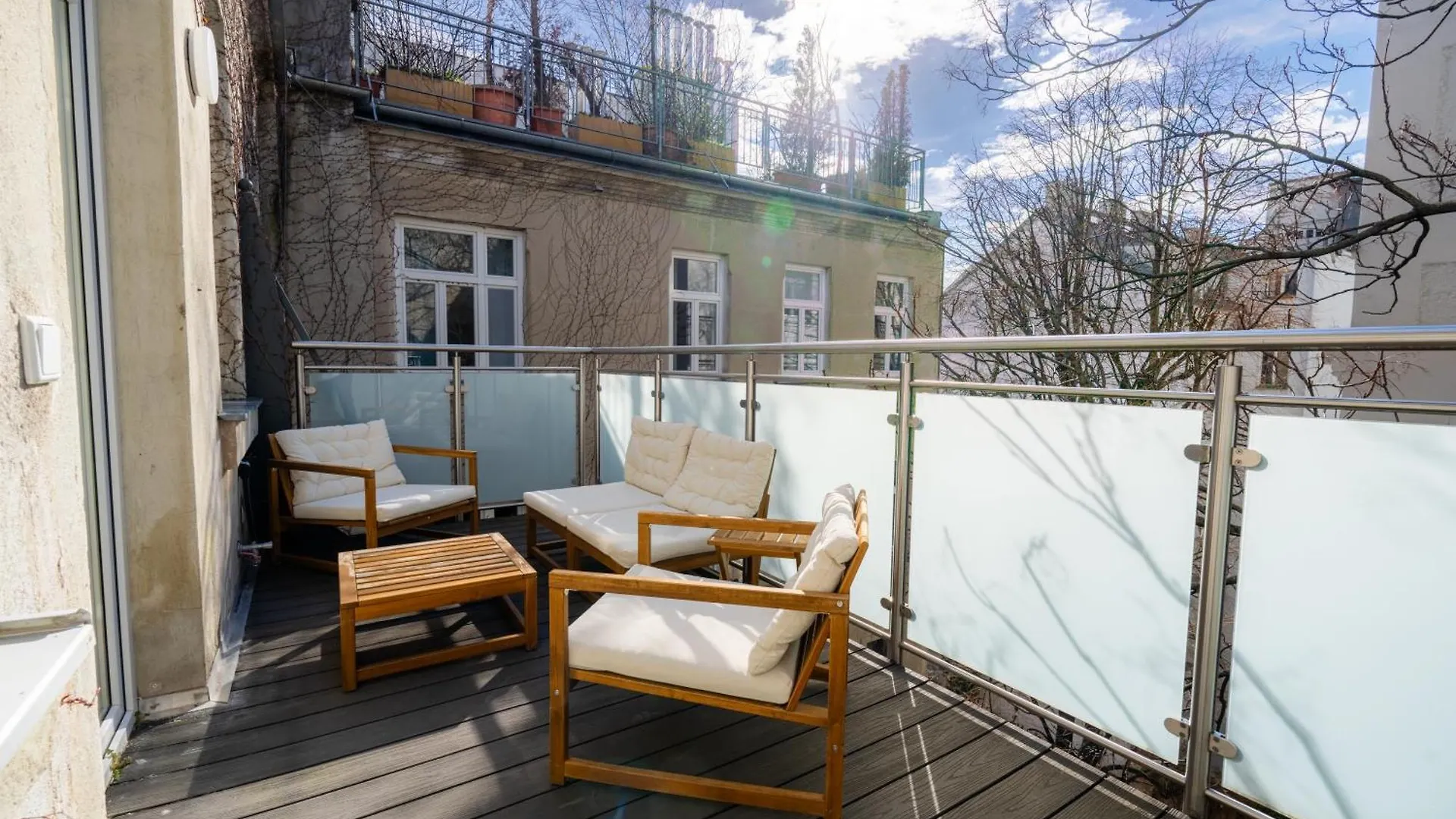 4Ty3 Apartments - Spacious Apartment In The Heart Of The 8Th District Is Calling Vienna