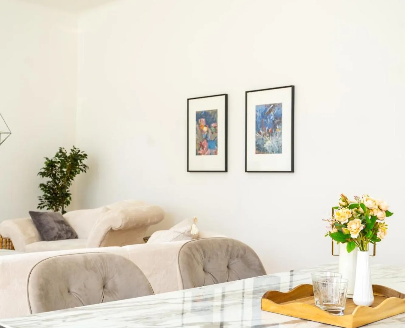 4Ty3 Apartments - Spacious Apartment In The Heart Of The 8Th District Is Calling Vienna Austria
