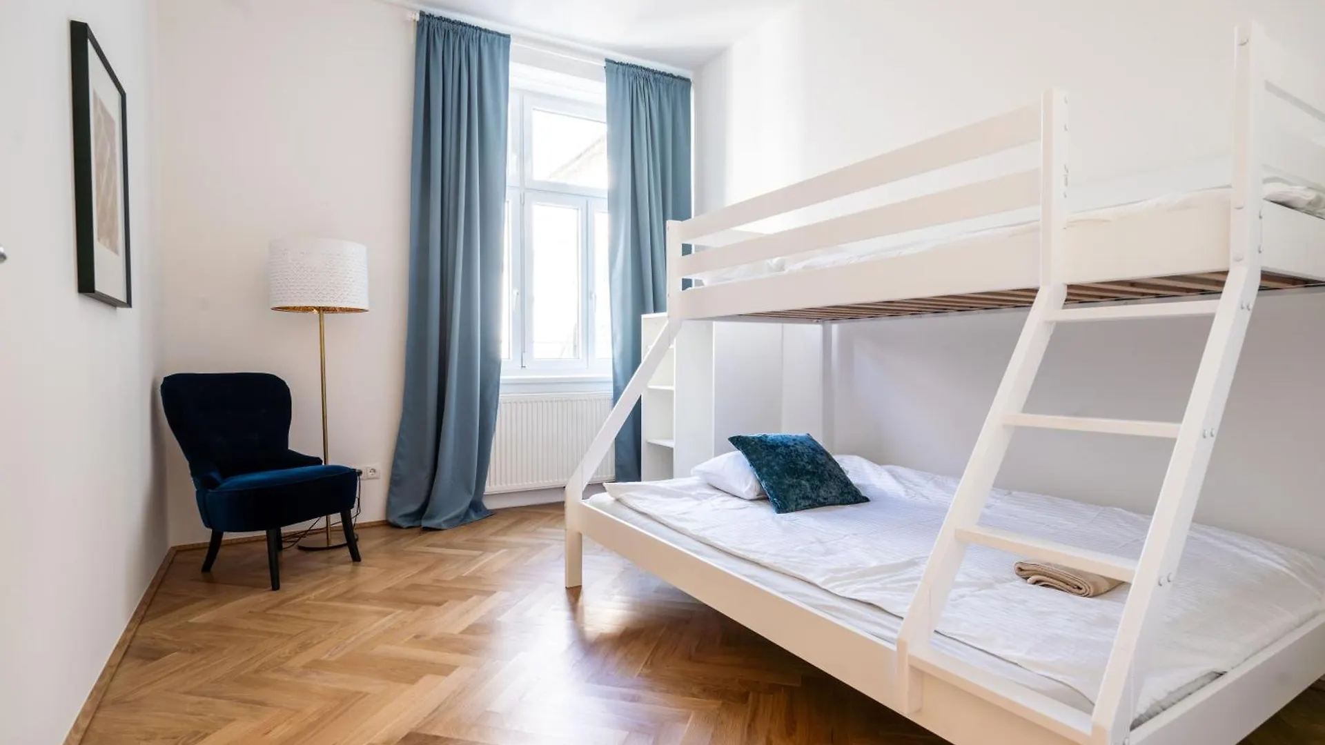 4Ty3 Apartments - Spacious Apartment In The Heart Of The 8Th District Is Calling Vienna Austria