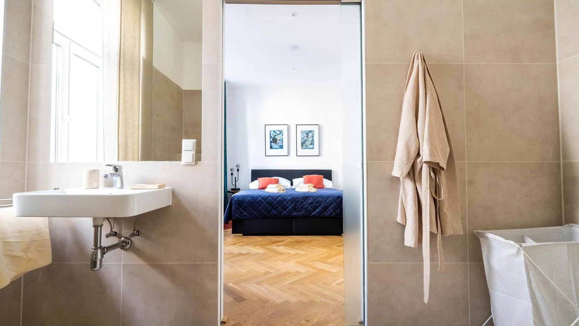 4Ty3 Apartments - Spacious Apartment In The Heart Of The 8Th District Is Calling Wien 0*,