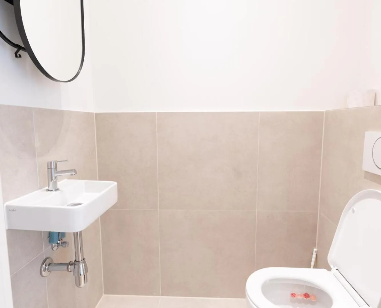 4Ty3 Apartments - Spacious Apartment In The Heart Of The 8Th District Is Calling Wien 0*,