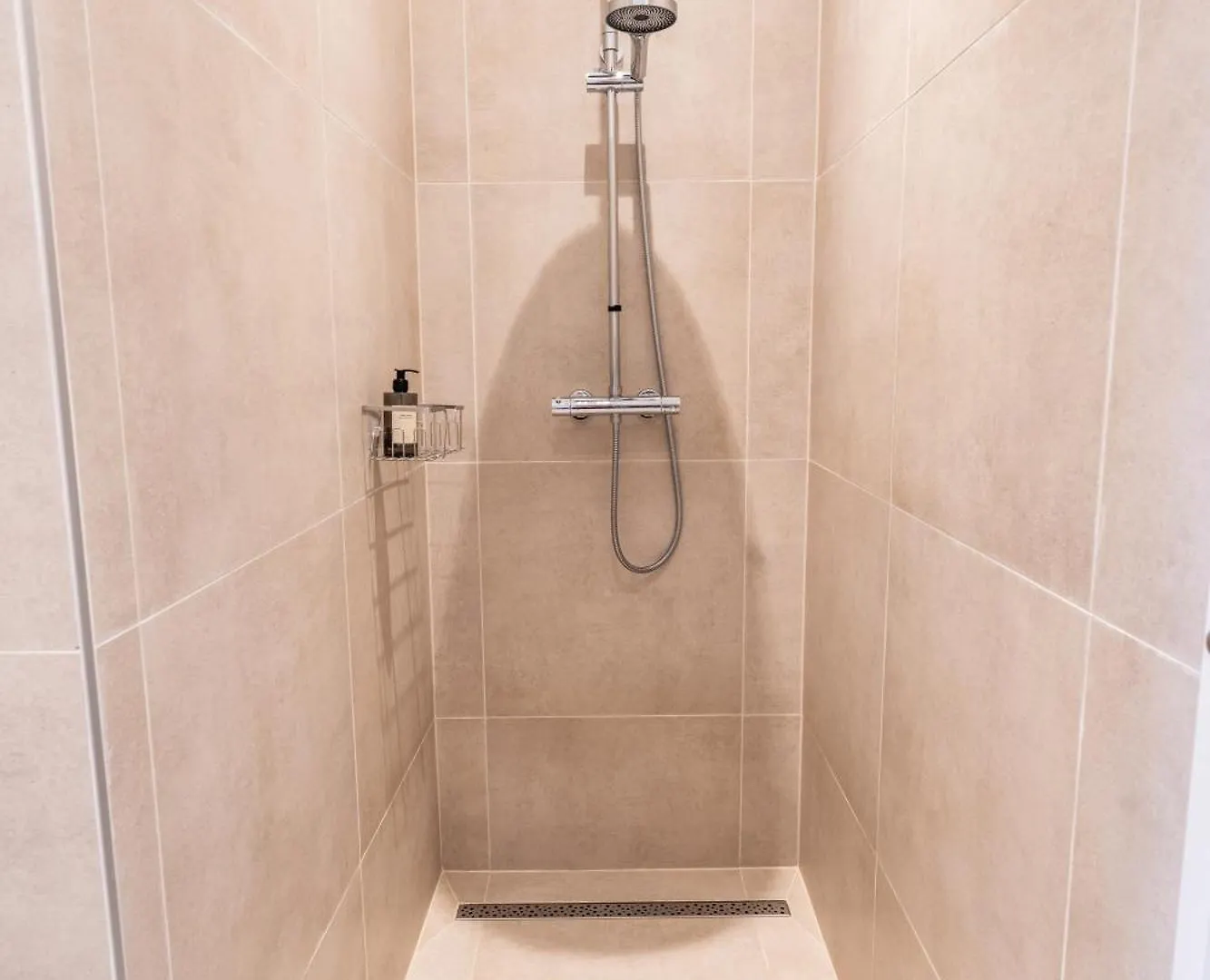 4Ty3 Apartments - Spacious Apartment In The Heart Of The 8Th District Is Calling Wien